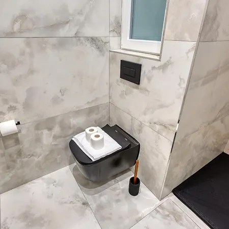 Stylish 1br In Sliema, With Private Terrace דירה סליאמה