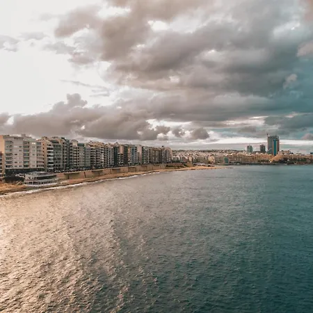 דירה Stylish 1br In Sliema, With Private Terrace סליאמה